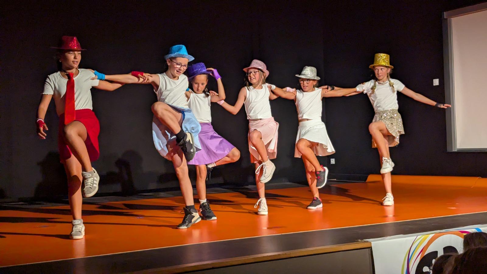 modern jazz enfants compagnie des loisirs